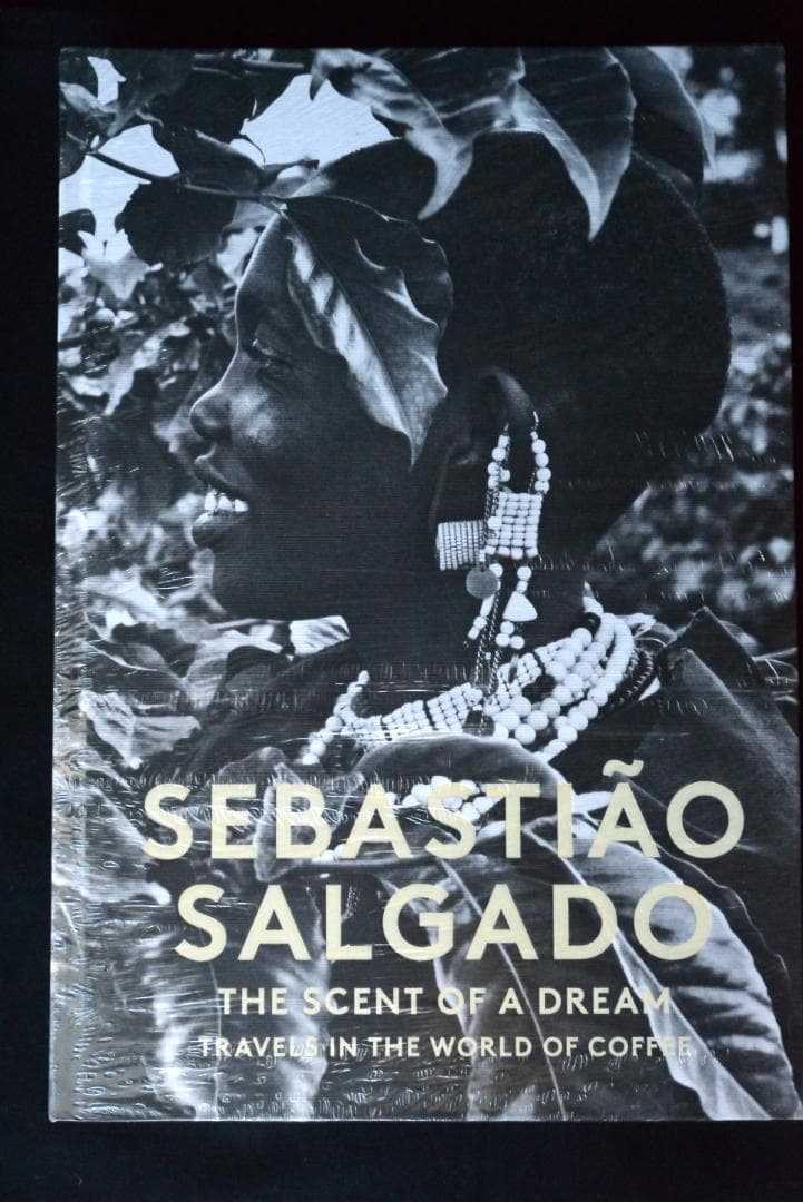 【 Sebastiao Salgado：Scent of a Dream】未開封