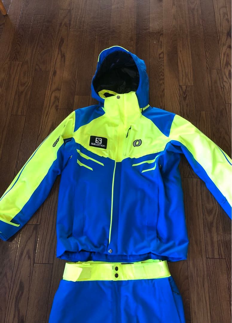 オンヨネ スキーウェア サロモンワッペン付き Lサイズ