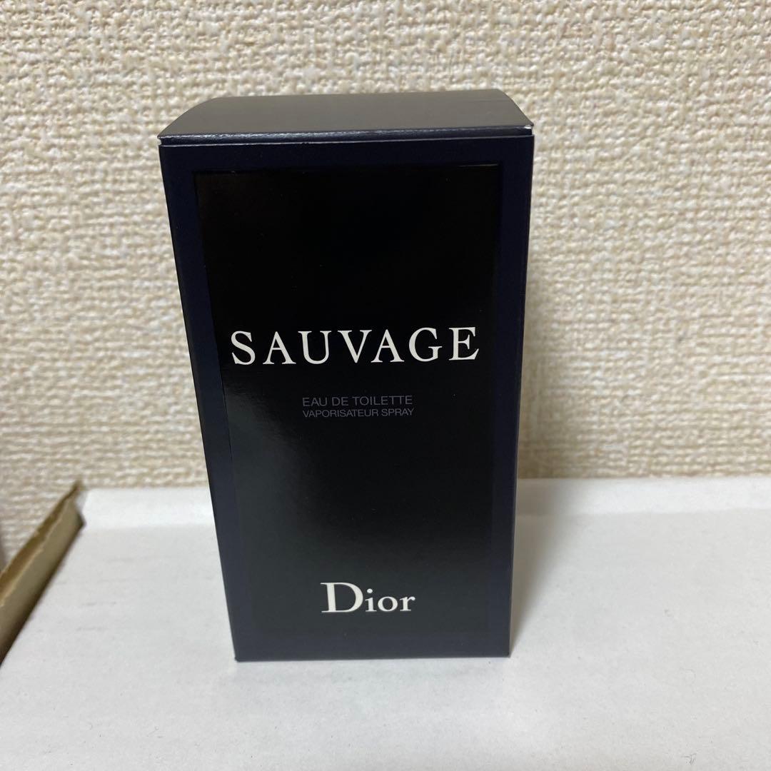 Dior ソヴァージュ　香水　新品未使用