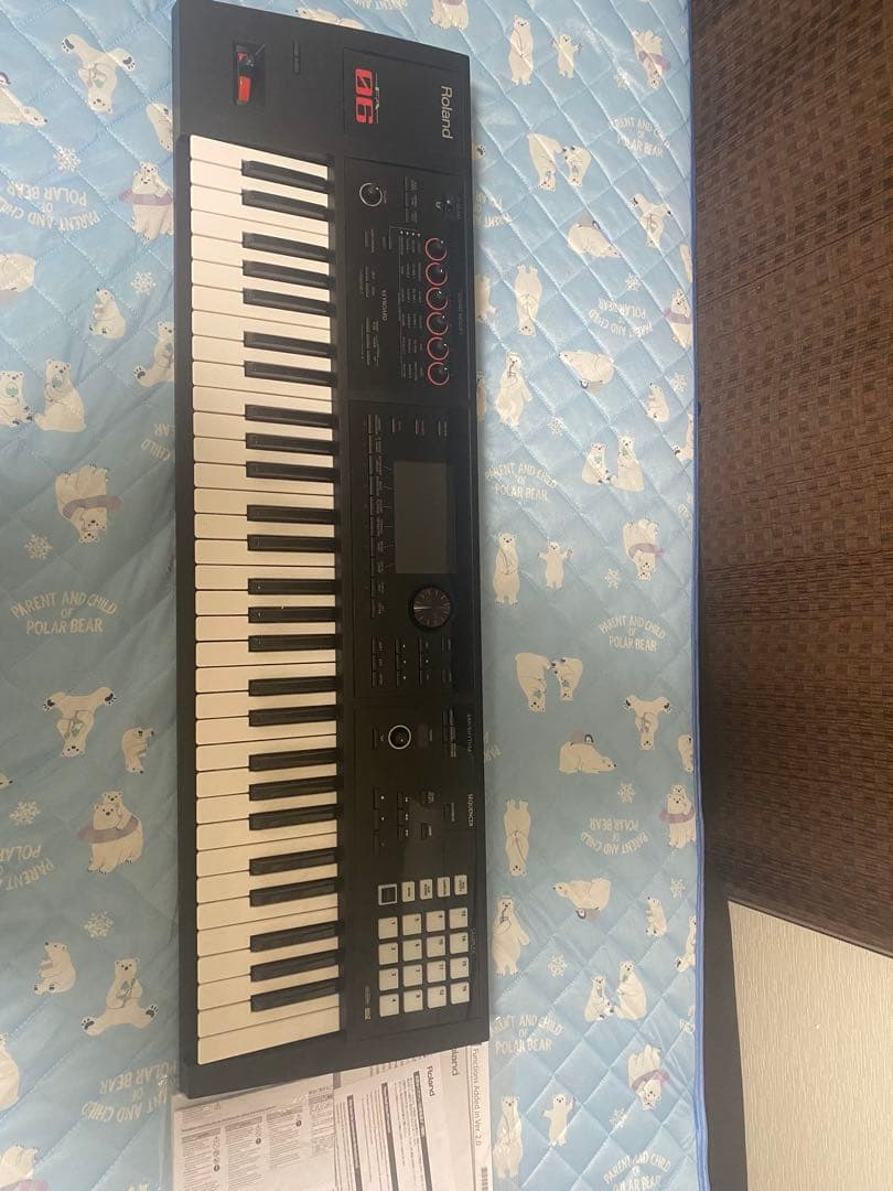 Roland FA-06 シンセサイザー　61鍵