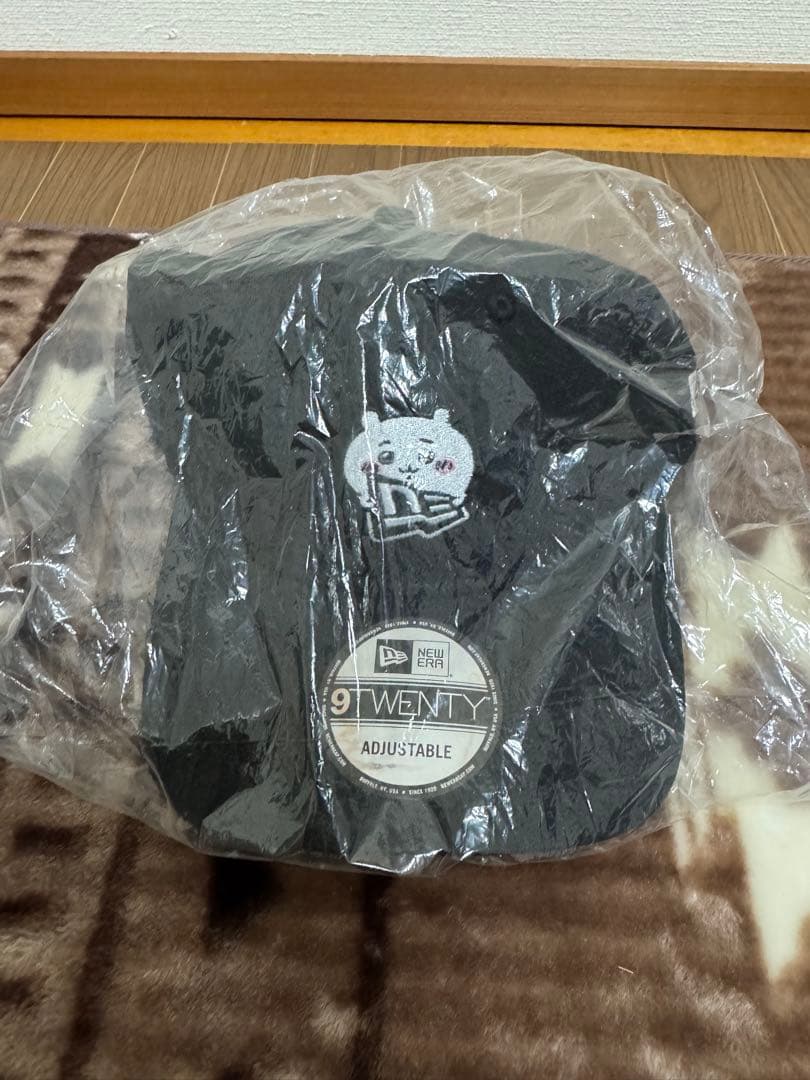 【新品未使用】NEW ERA® 9TWENTY FLAG BLACK ちいかわ