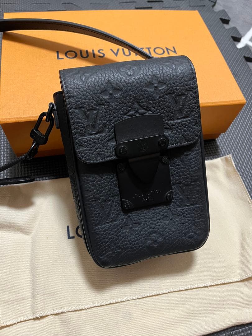 【極美品】ルイヴィトン Ｓロック　ヴェルティカル・ウェアラブルM81524