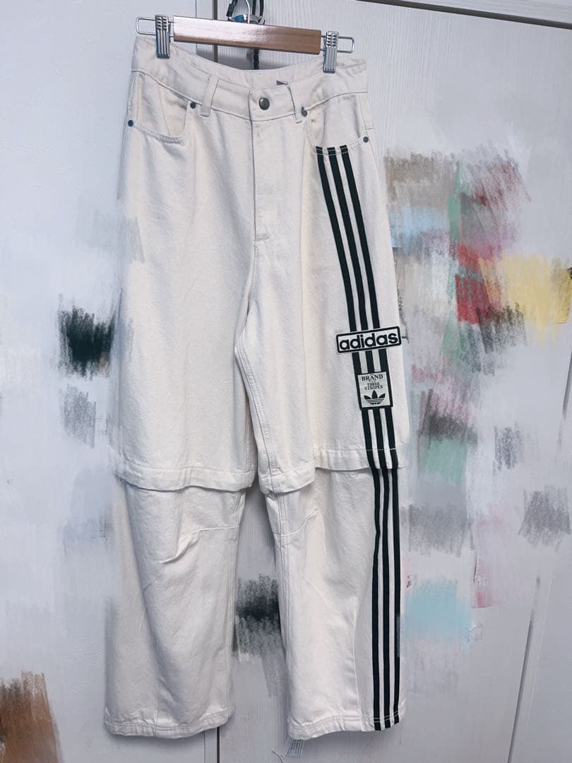 adidas ホワイト ストライプ パンツ