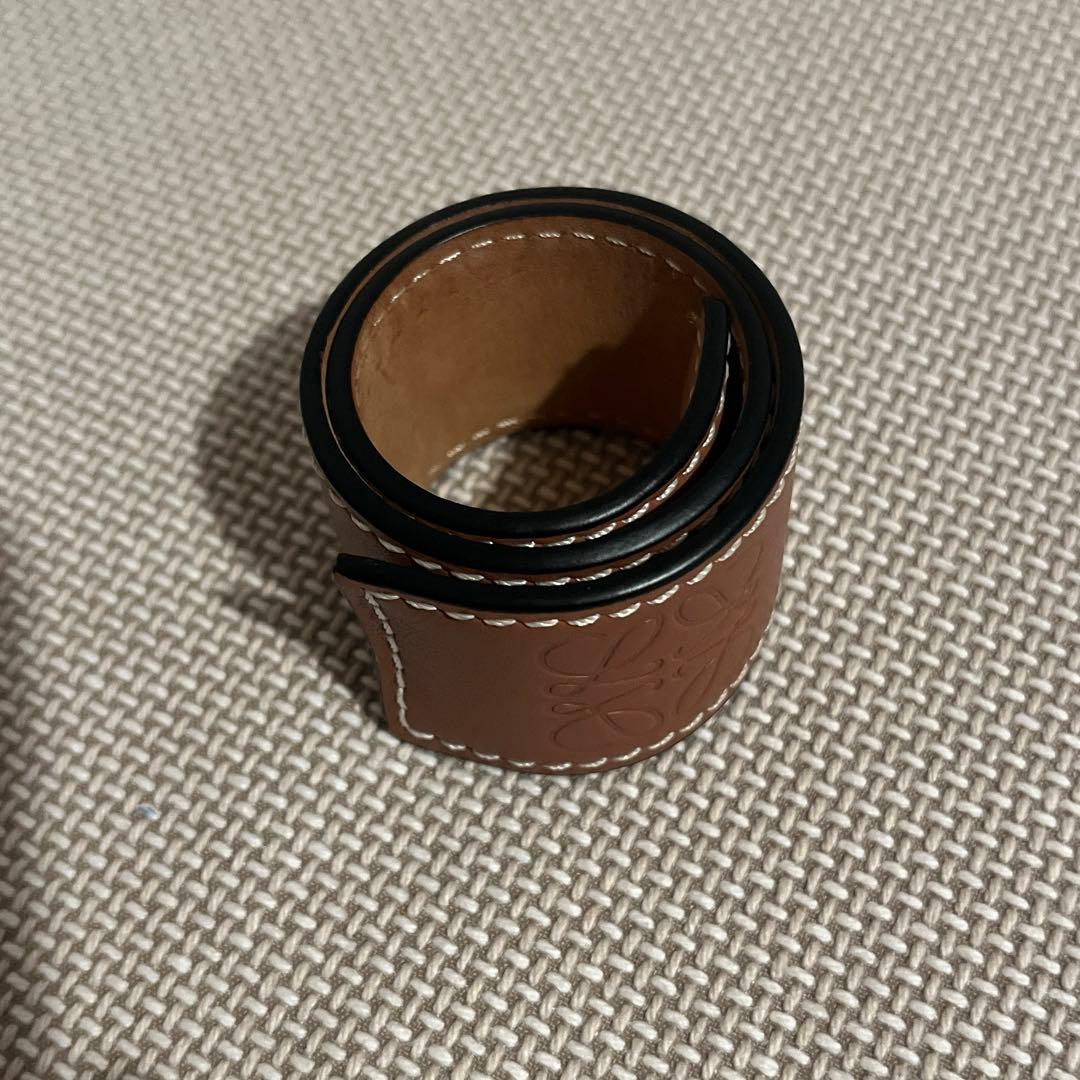 LOEWE ロエベ スラップ ブレスレット スモール タン アナグラム
