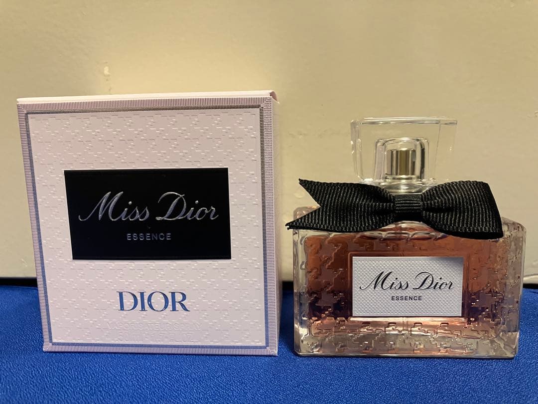 新作 クリスチャンディオール ミス ディオールエッセンス50ml 5プッシュ使用