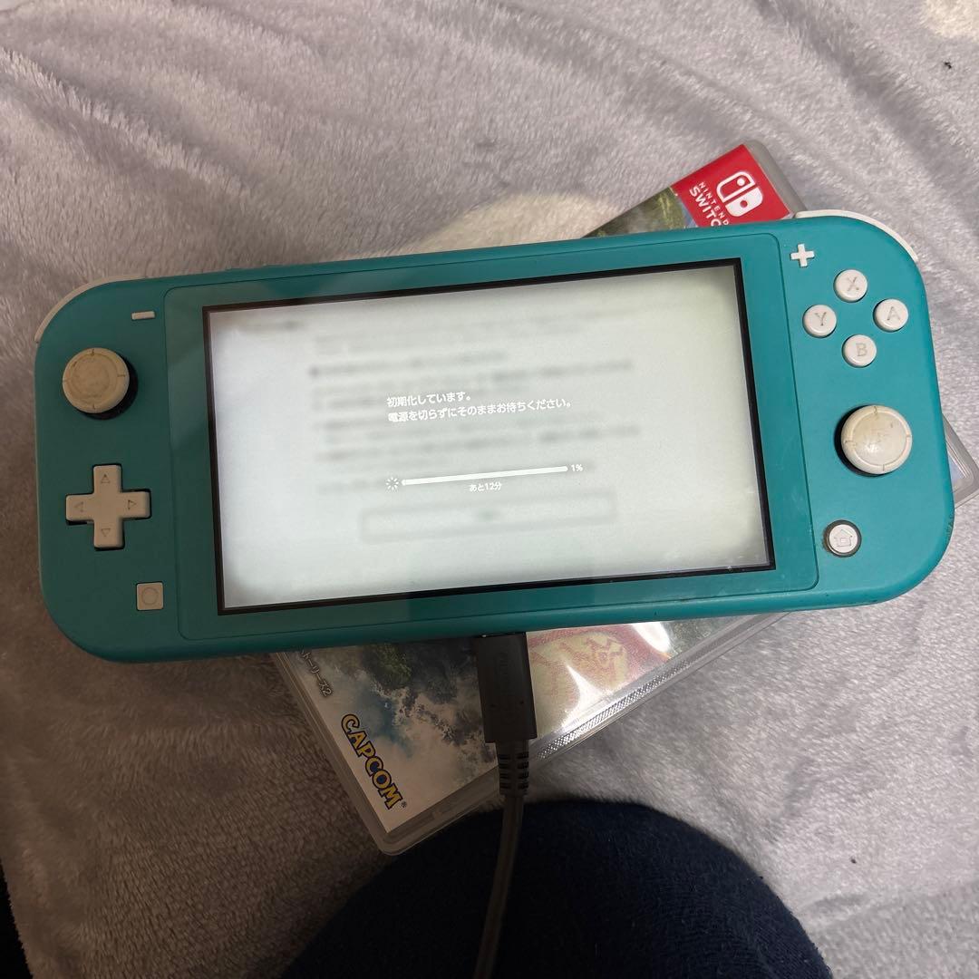 ニンテンドースイッチLITEとマリオのケース