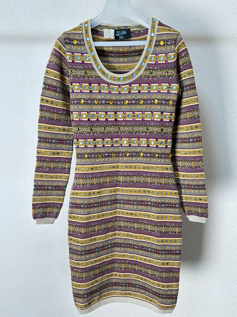 ジャンポールゴルチェマイユ クリスタルビジュー装飾 総柄ニットワンピース