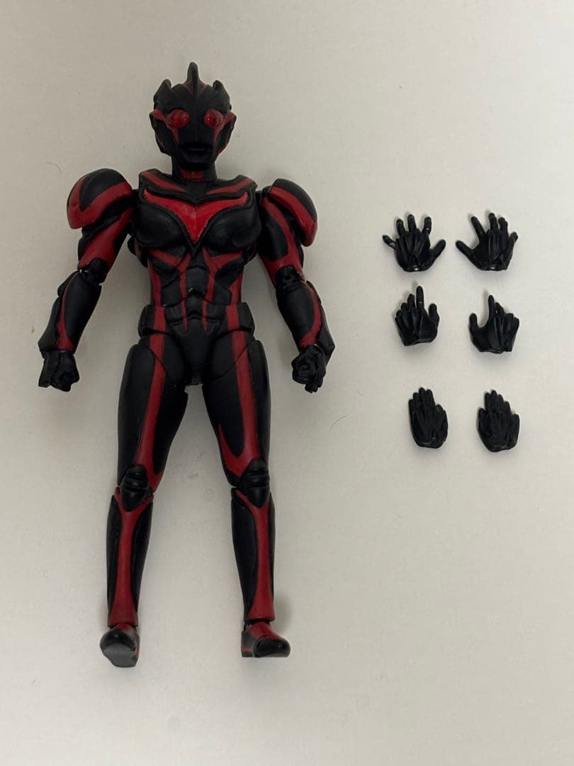 u*6様 S.H.Figuarts ダークザギ　改造品