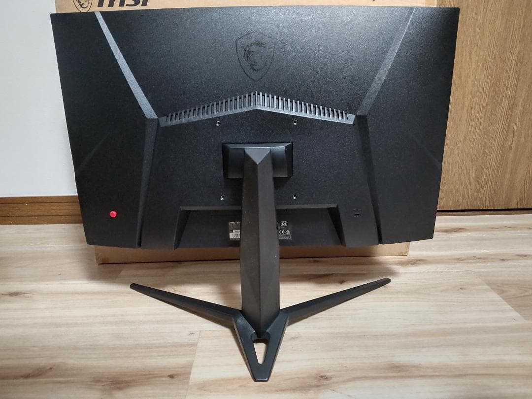 MSI ゲーミングモニター Optix G24C4　湾曲モニター フルHD