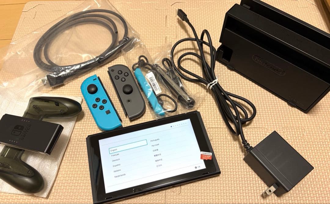 Nintendo Switch 本体 メモリーカード キャリングバッグ