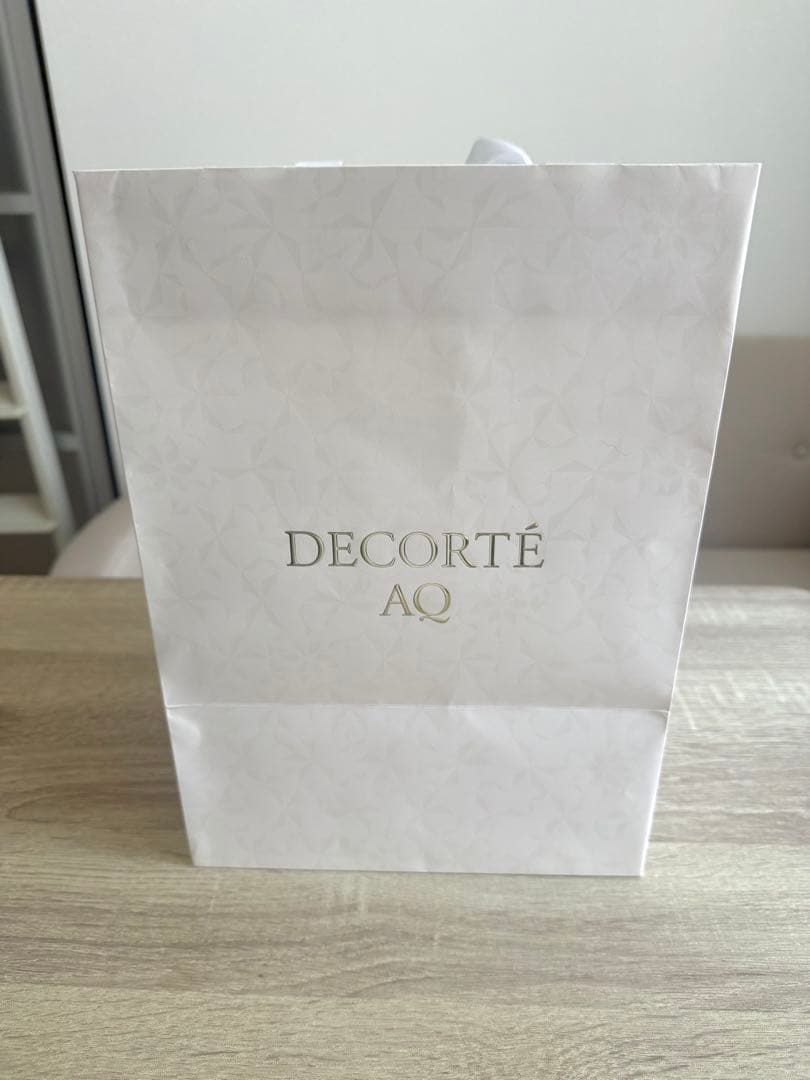 DECORTÉ AQ クリスマスコフレ 6点セット