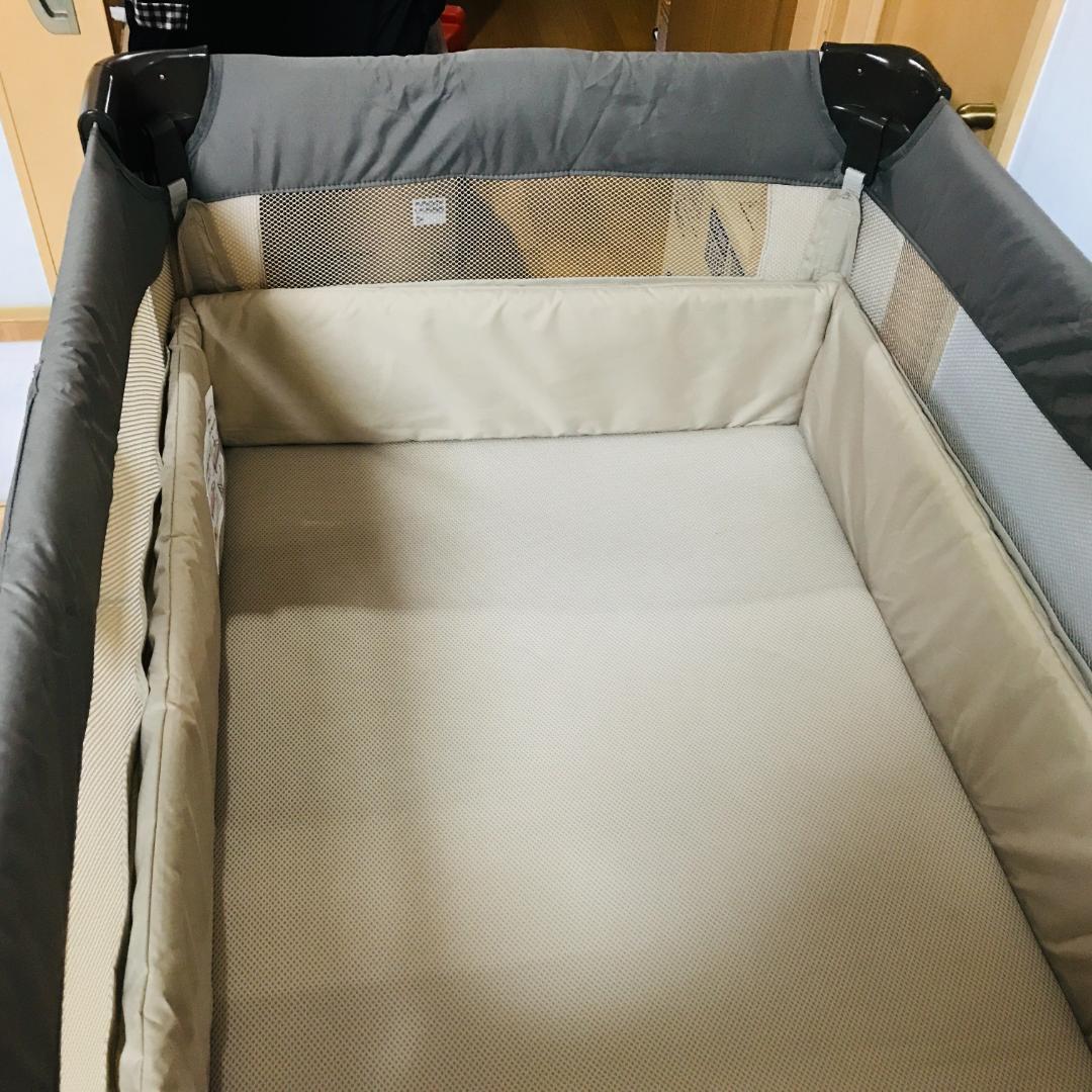 【匿名配送、送料無料】アップリカ ココネルエアー ベビーベッド ココア