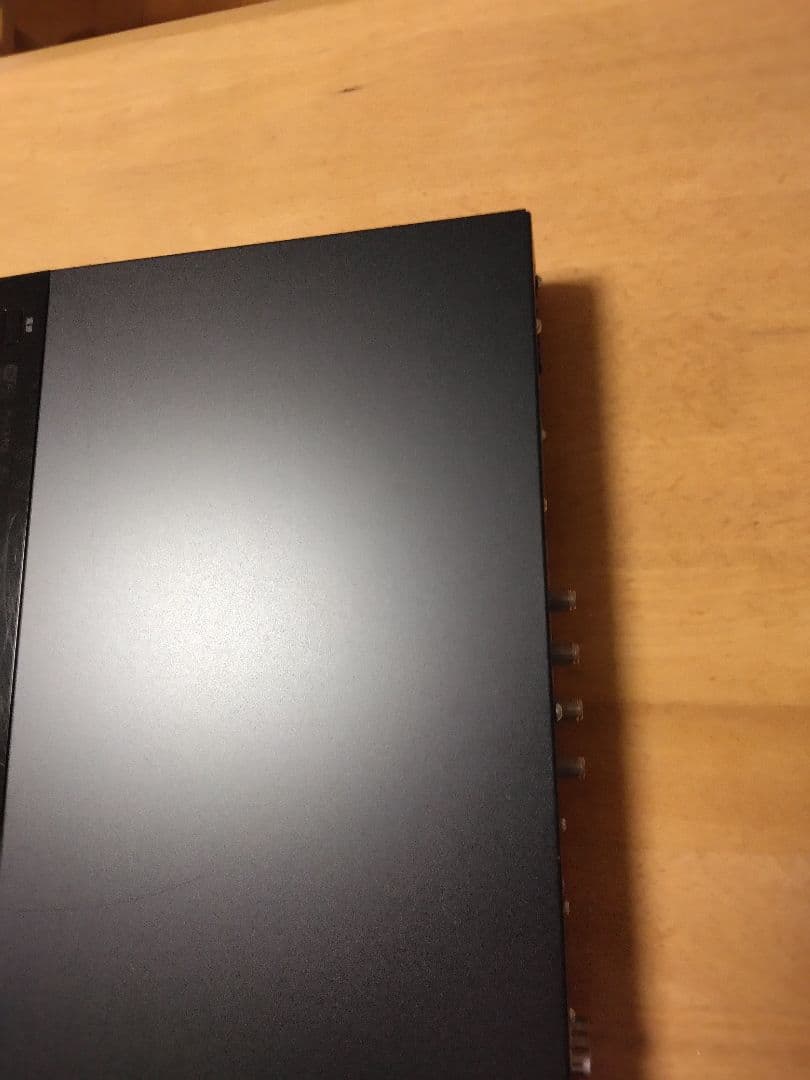 SHARP ブルーレイレコーダー T1800 3番組同時録画　　安心保証付