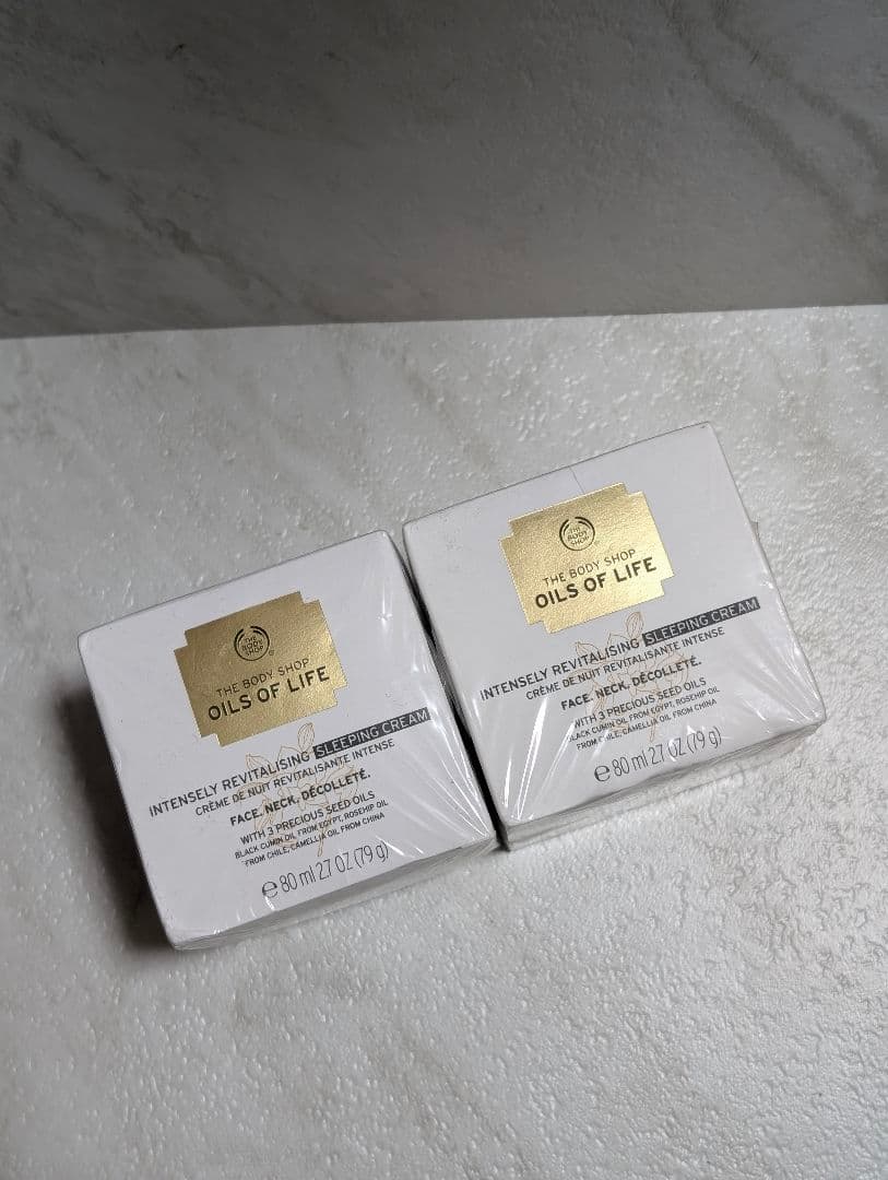 オイルズオブライフ インテンスリー リバイタライジング スリーピングクリーム