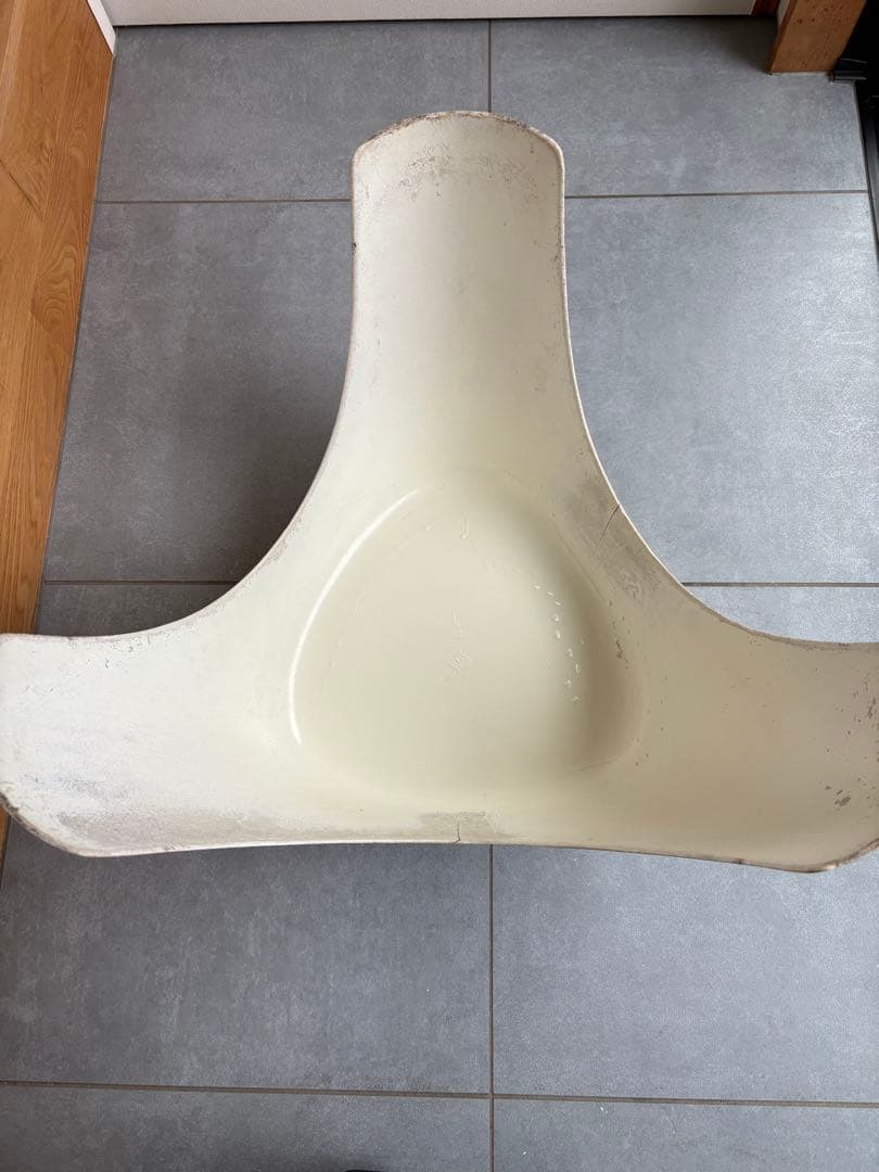 柳宗理　エレファントスツール　コトブキ社製