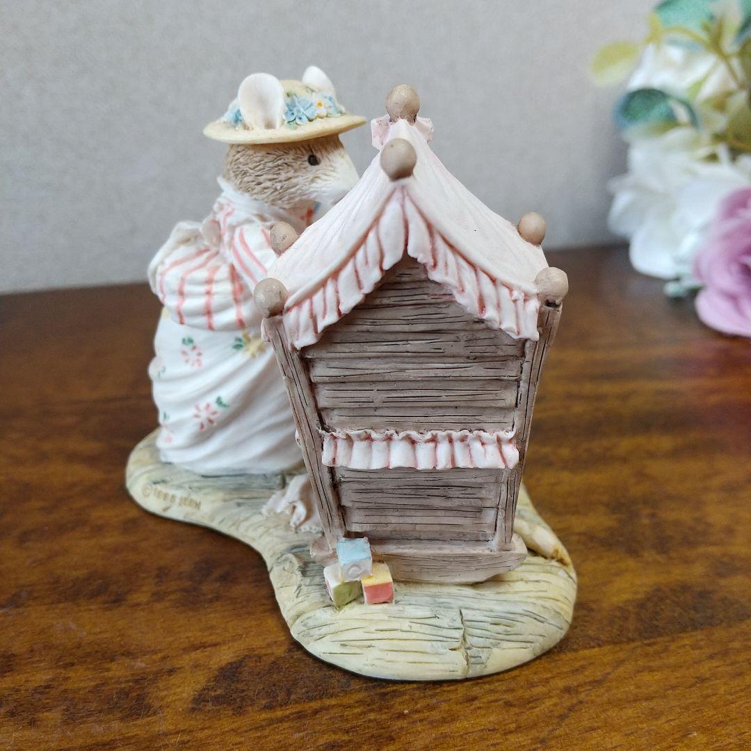 ボーダーファインアーツ ブランブリーヘッジ ゆりかご