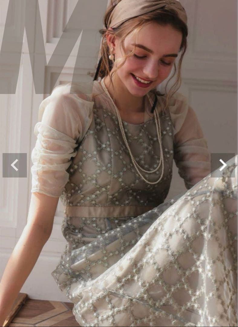 カ★新品タグ付き★ドリードール　フラワーエアリーレースドレス結婚式同窓会お呼ばれ