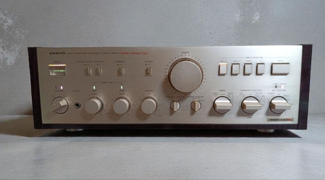 希少　ONKYO オンキヨー Integra A-819RS プリメインアンプ