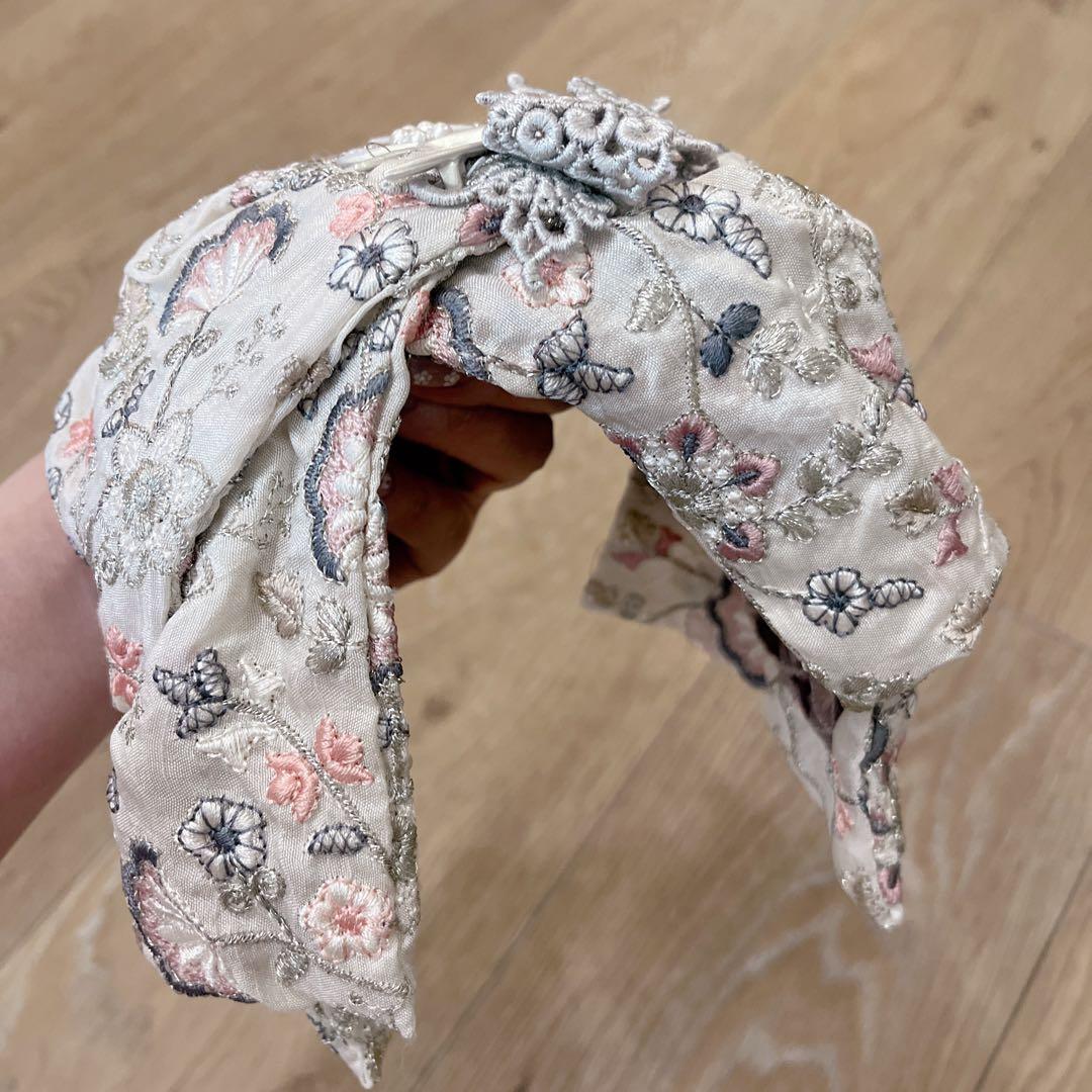 【13,999→11,999 お値下げ】yuminique 刺繍　ヘッドドレス