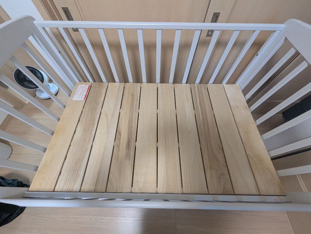 KATOJIベビーベッド キャスター付き