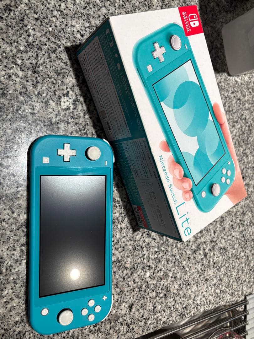 美品　Nintendo Switch Lite ターコイズ 本体