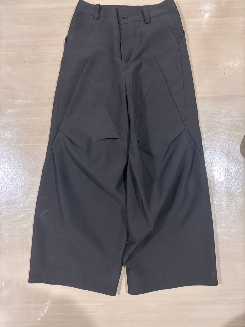 COMMON/DIVISOR 変形パンツ