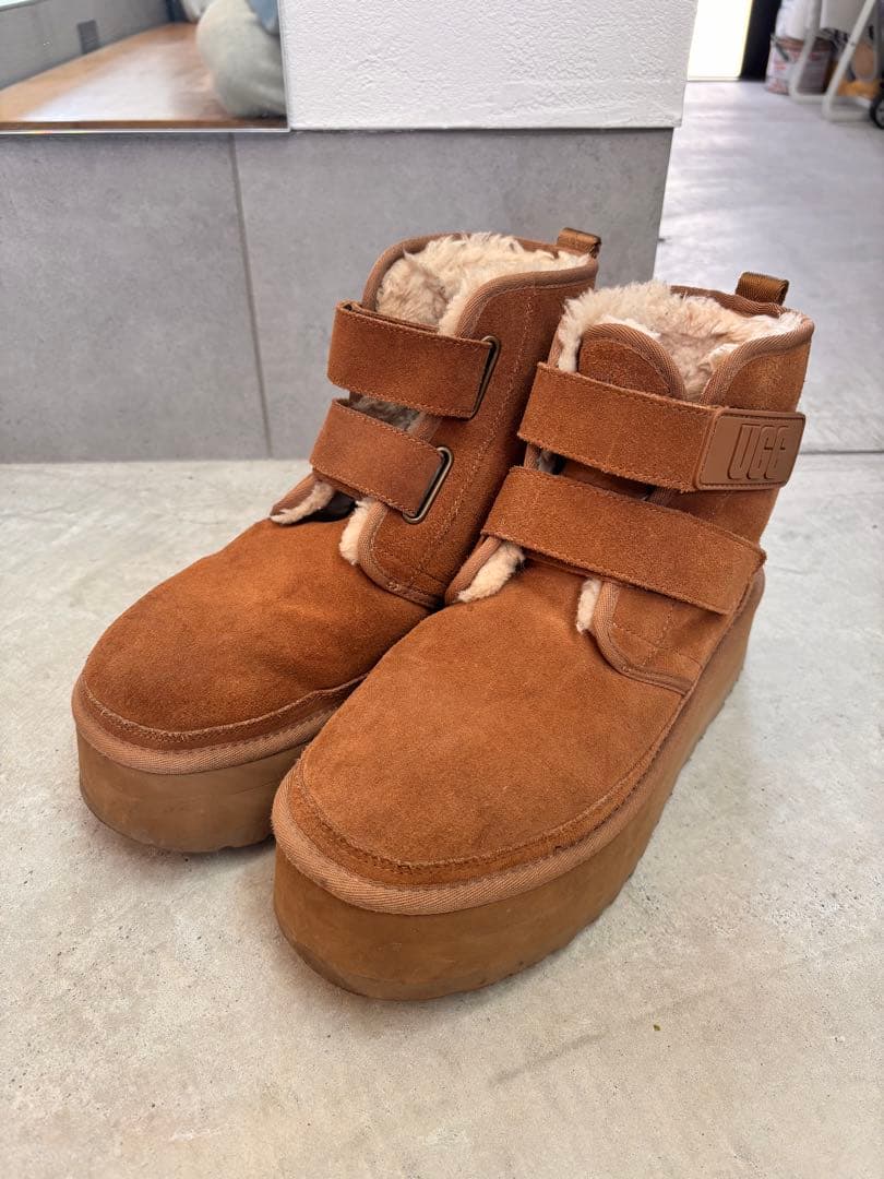 UGG ブラウン ムートンブーツ 厚底