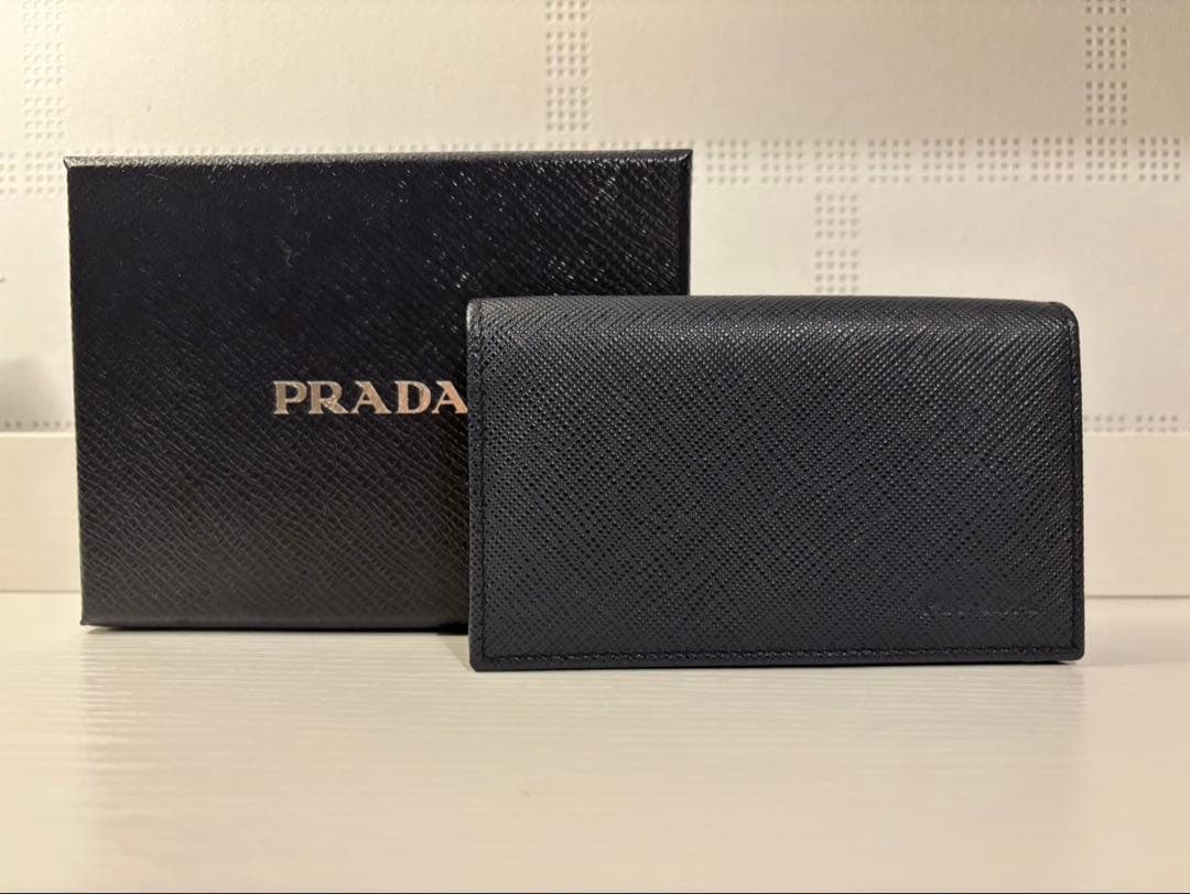 PRADA 名刺ケース
