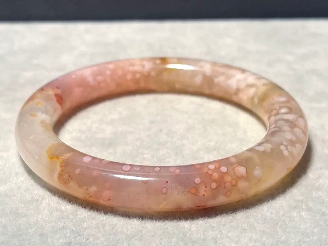 天然　桜メノウバングル　59mm