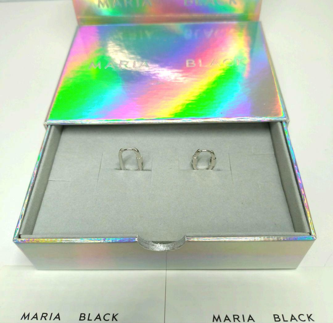 みーこm様　箱無し価格中　MARIA BLACK ピアス 片耳用 ×2　925