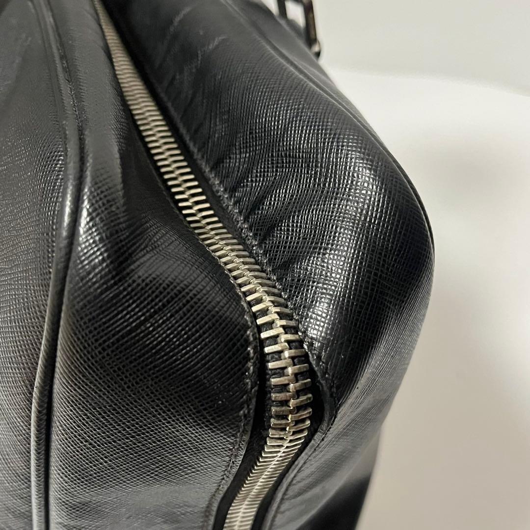 ✨良品✨　PRADA ビジネス　ハンドバッグ　レザー　革　　黒　レザー