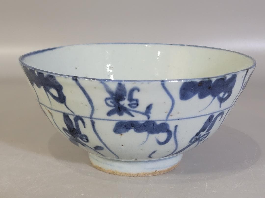 茶道具 中国 青花 碗 古染付 菓子鉢 DT601中国 陽刻 蓮紋 青磁 燭台