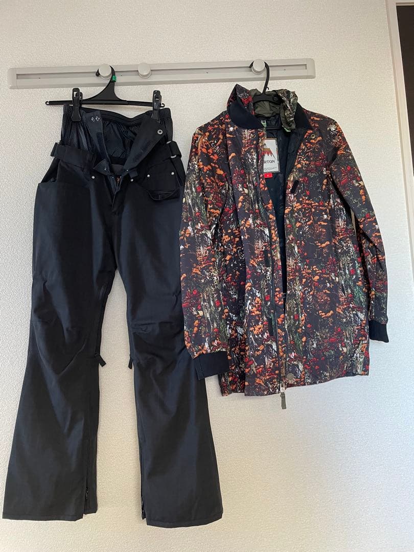 美品 BURTON スノーボードウェア上下セット