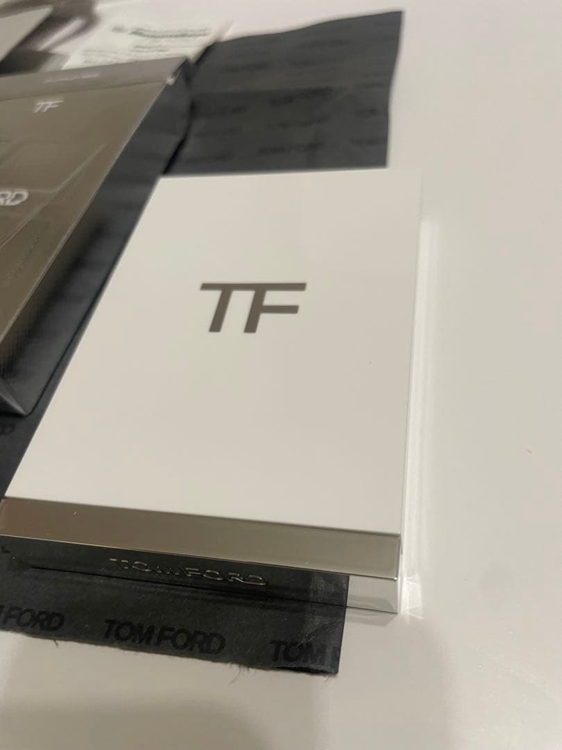 TOM FORD ソレイユ アイカラー クォード01SN シャレー ミンク