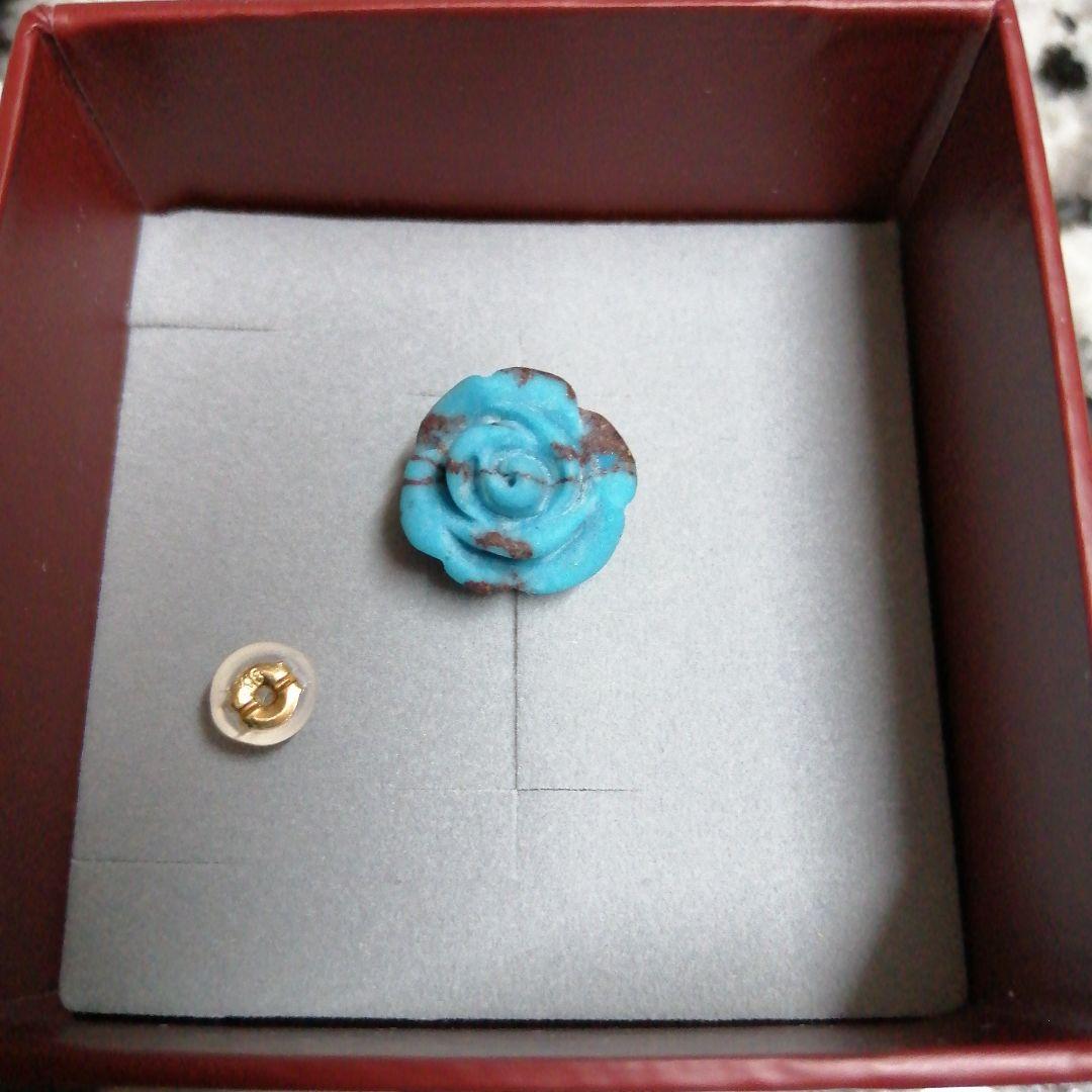 ドラゴンローズ　ピアス