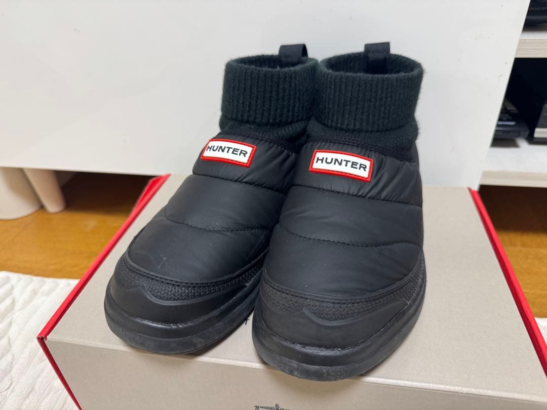 HUNTER ブラックダウンブーツ ニットカフ付き