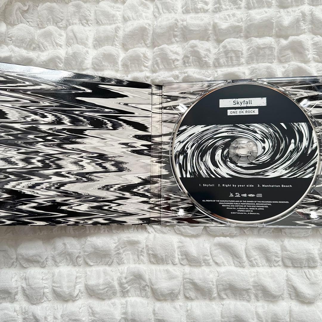 【超美品】 ONEOKROCK Skyfall 会場限定CD 袋入り