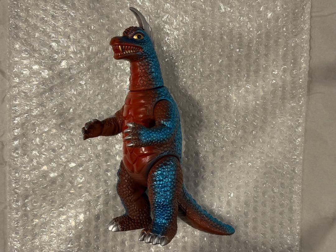 ブルマァク アーストロン 復刻版 茶色成型