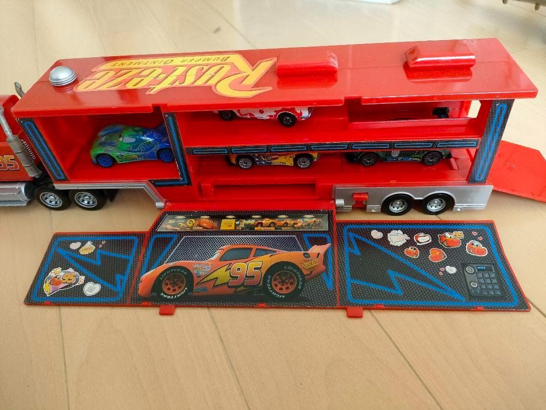 カーズ　ミニカー　トミカ　マテル　まとめ売り　廃版　レア車多め