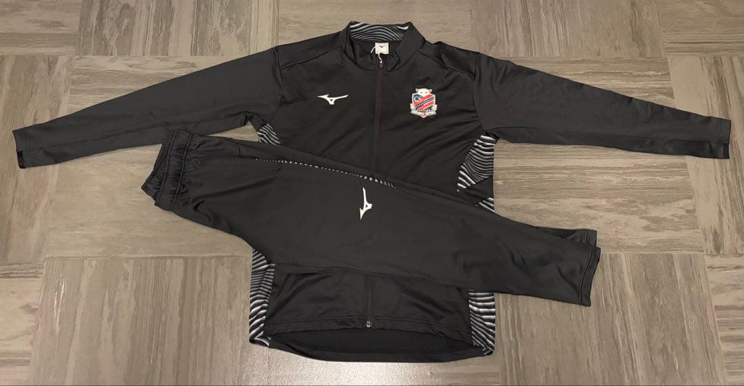 Mizuno ブラックジャージ パンツ付き