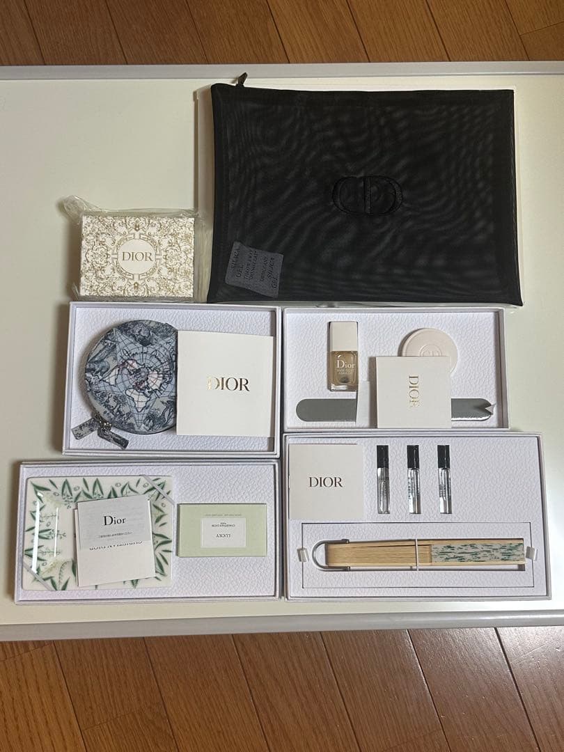 DIOR★新品ノベルティーまとめ売り