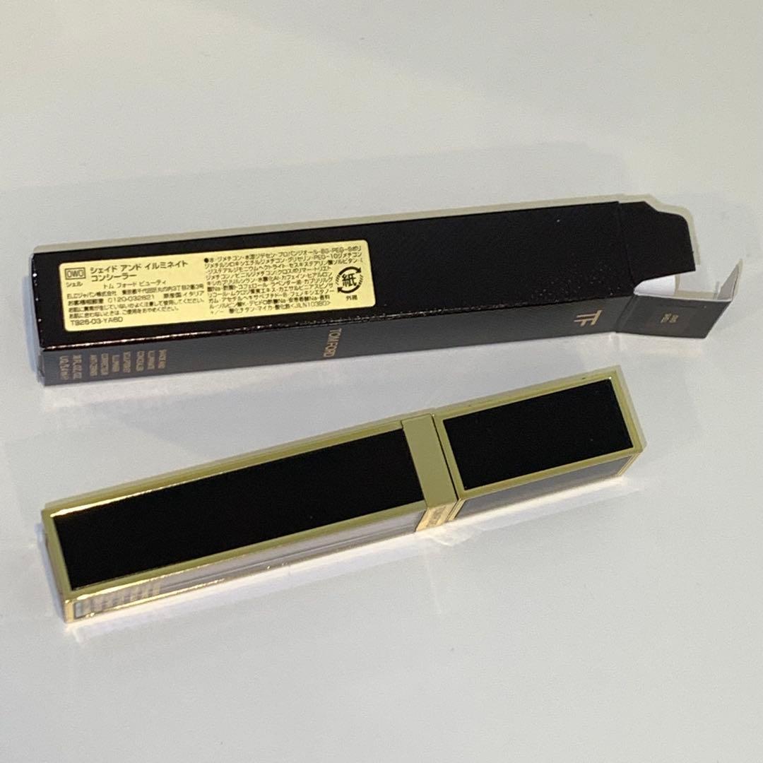 トムフォード　ジェイドアンドイルミネイト コンシーラー