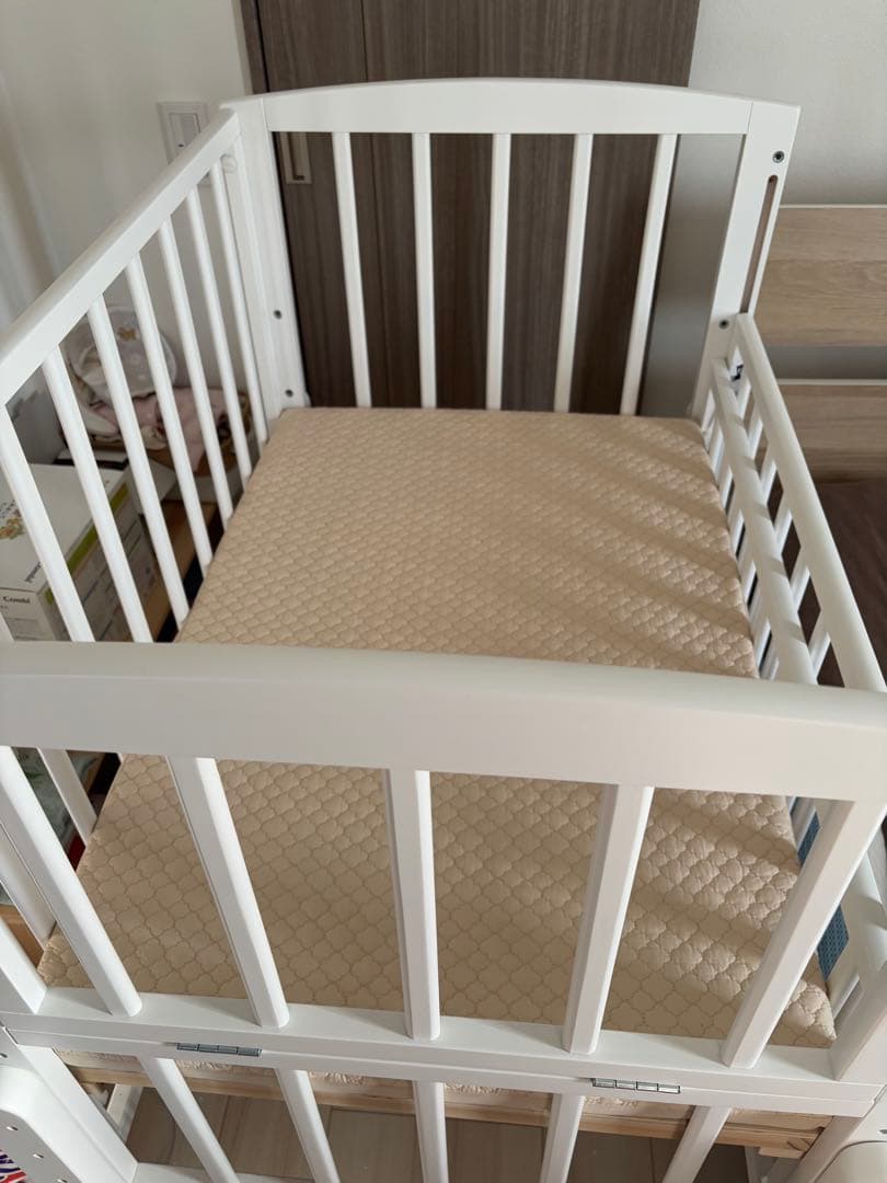 美品　【直接取引限定】大和屋　ミニベビーベッド ホワイト