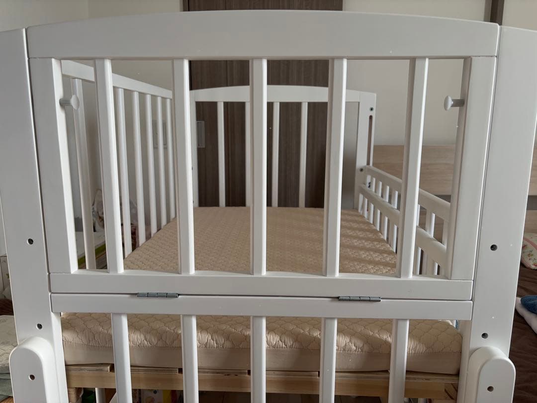 美品　【直接取引限定】大和屋　ミニベビーベッド ホワイト