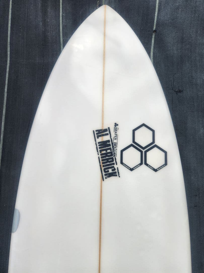 アルメリック　ネックベアード