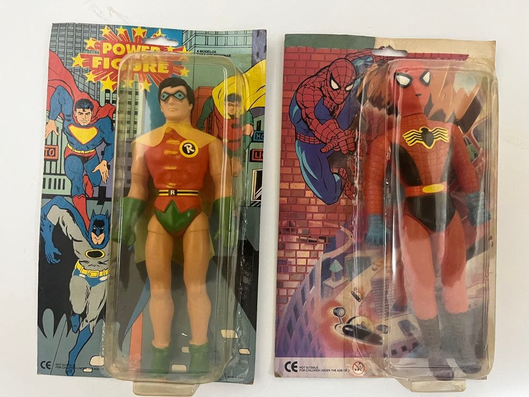 スパイダーマン　ロビン　無版権フィギュア