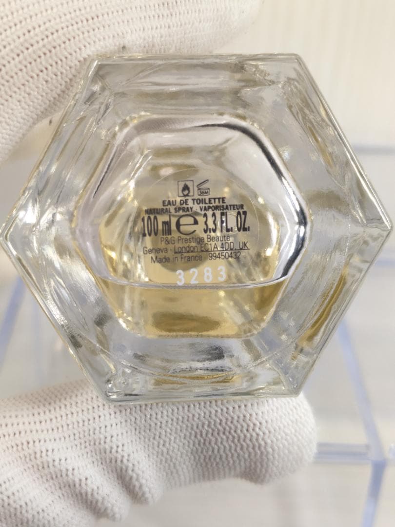 フローラ　バイ　グッチ　グロリアス　マンダリン　オードトワレ　100ml