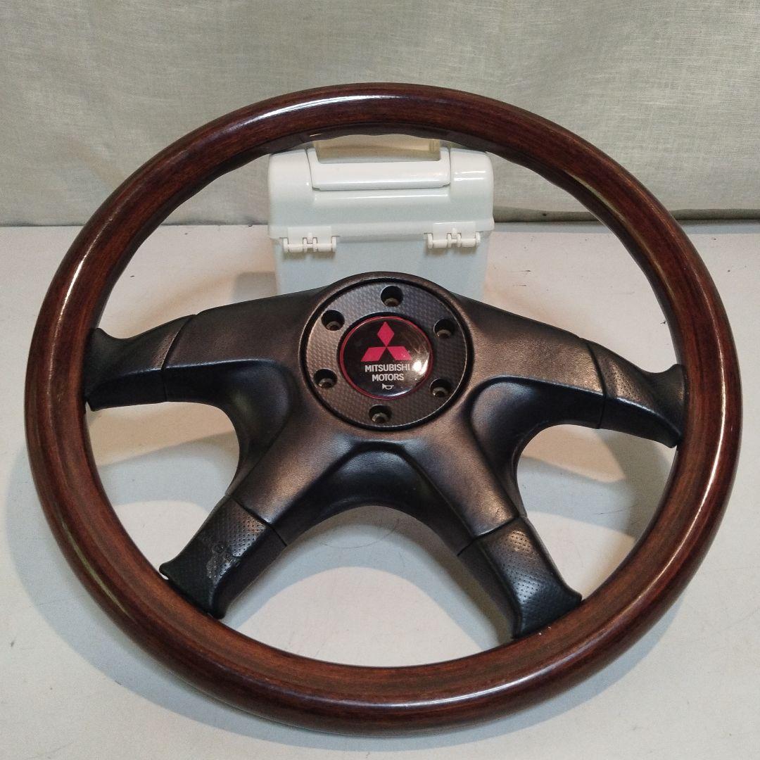 旧車　三菱自動車ホーン付き　木製ハンドル　イタリア製品