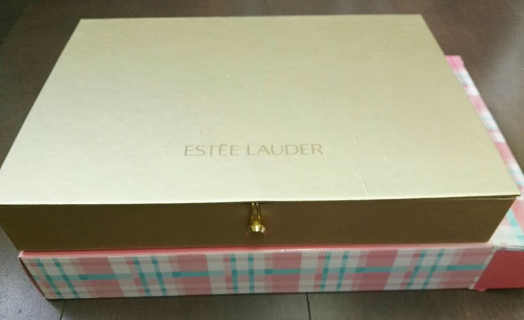 エスティ ローダー（ESTEE LAUDER）メークアップパレット
