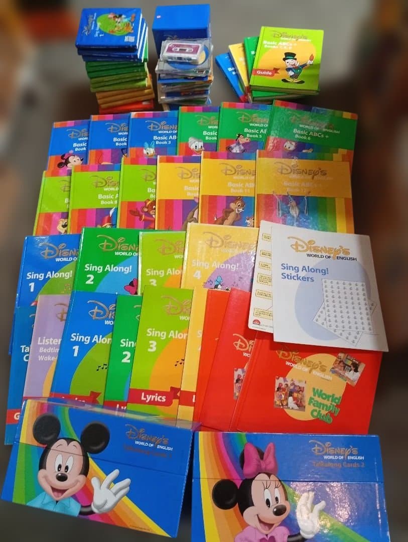 ディズニーワールドオブイングリッシュ DVD &本　セット　英語　知育絵本